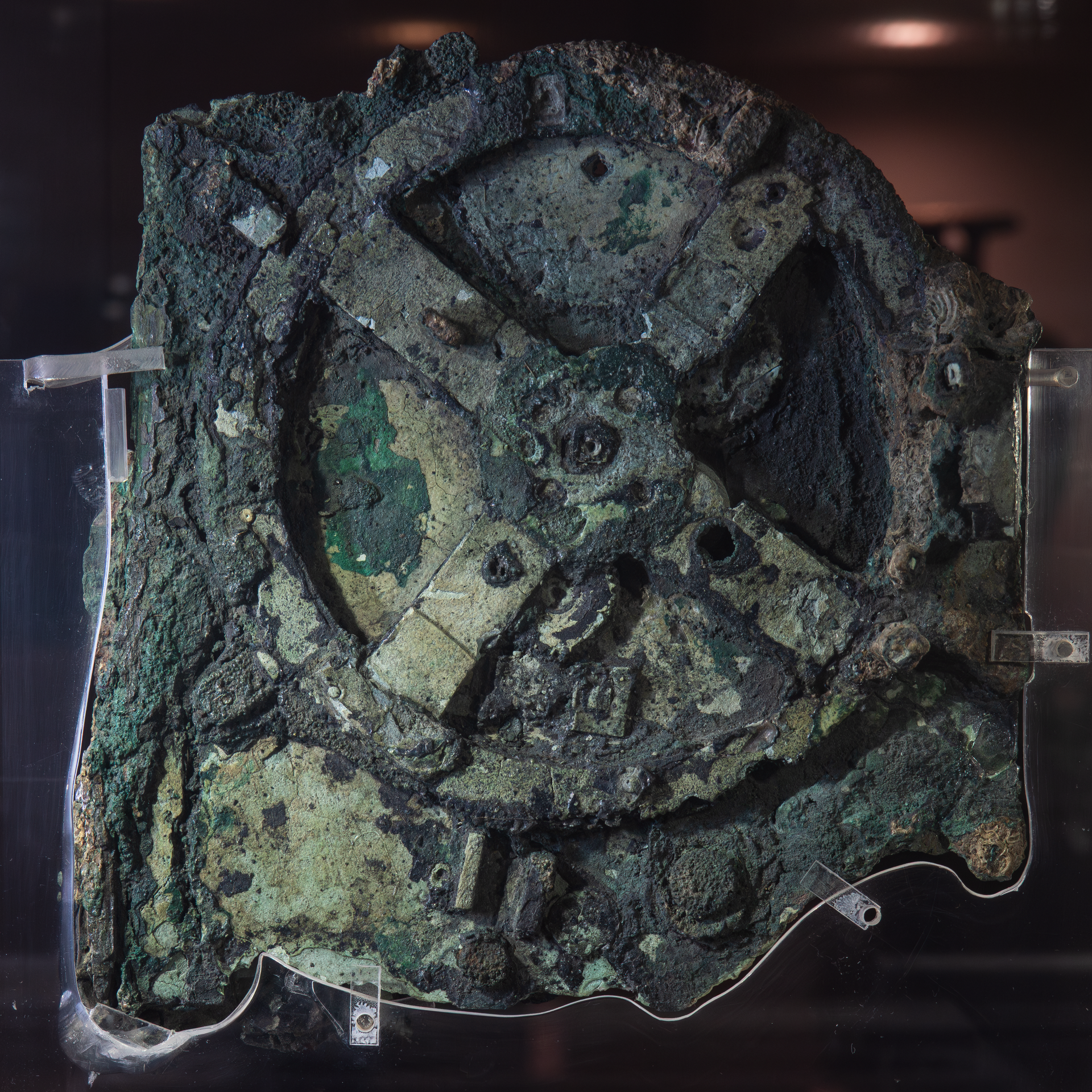The Antikythera Mechanism & What We Think We Know